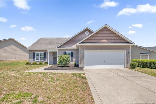 2544 Hunting Bow Dr, Hope Mills, NC, 28348-8143 | Card Image