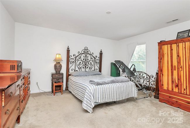 Secondary Bedroom 1 | Image 38