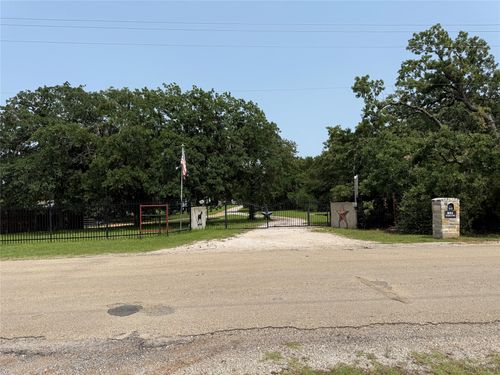 651 S Trinity Rd, Denton, TX, 76208-2220 | Card Image