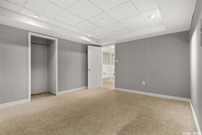 227 &amp; 229 Lakeview Ave, House other with 2 bedrooms, 2 bathrooms and 12 parking in Silton SK | Image 30