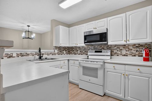 apt-513-100 Kensington Boulevard, Bluffton, SC, 29910 | Card Image