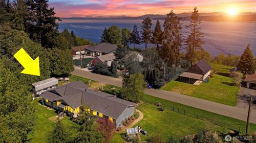 2976 Janet Ave, Camano Island, WA, 98282-8237 | Card Image