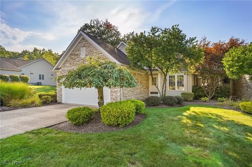 6871 Auburn Rd, Concord Township, OH, 44077-5939 | Card Image