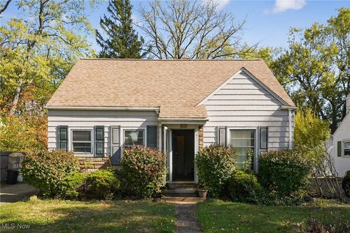 2549 26th St, Cuyahoga Falls, OH, 44223-1615 | Card Image