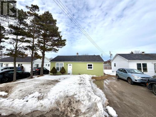 5 Preswick Street, Stephenville, NL, A2N1L3 | Card Image