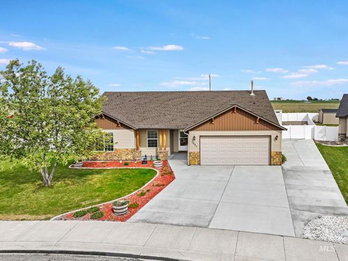 1021 Glen Eagle Dr, Jerome, ID, 83338-4033 | Card Image