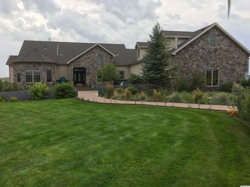 9911 Bell Ln, Cheyenne, WY, 82009-8383 | Card Image