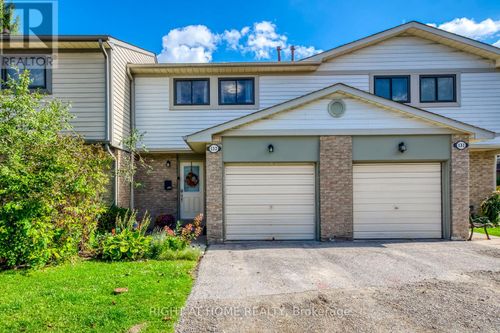132 Ashton Cres, Brampton, ON, L6S3J9 | Card Image