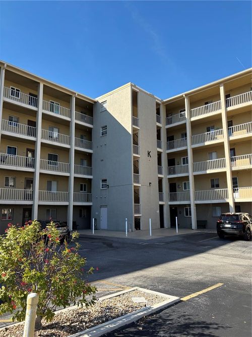 k-108-3514 Lake Bayshore Dr, Bradenton, FL, 34205-5148 | Card Image