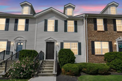 1079 Shady Lake Dr, Columbus, OH, 43228-9372 | Card Image