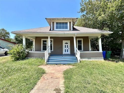 415 Ferguson St, Taylor, TX, 76574-2424 | Card Image