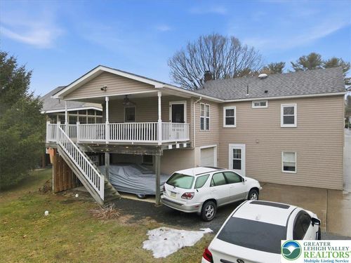 488 Sportsman Club Rd, Nazareth, PA, 18064-9270 | Card Image