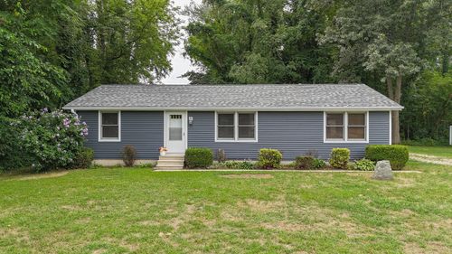 66909 Lakeland Ave, Dowagiac, MI, 49047-8966 | Card Image