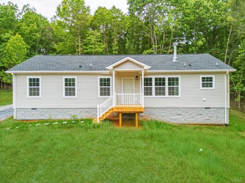2125 Walnut Hollow Rd, Lynchburg, VA, 24503-4710 | Card Image