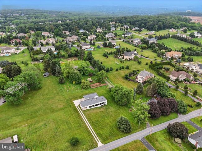 317 Clearview Ave, Home with 2 bedrooms, 2 bathrooms and null parking in Nazareth PA | Image 79