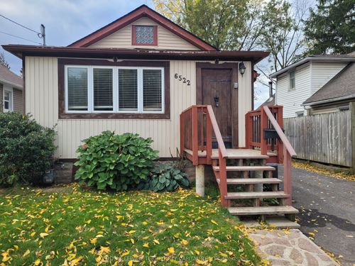 6522 Taylor St, Niagara Falls, ON, L2G2G1 | Card Image