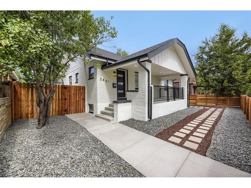 2451 N York St, Denver, CO, 80205-5708 | Card Image