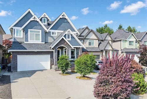 19675 70a Ave, Langley, BC, V2Y0N6 | Card Image