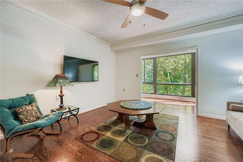 a325-1800 Clairmont Lk, Decatur, GA, 30033-4035 | Card Image