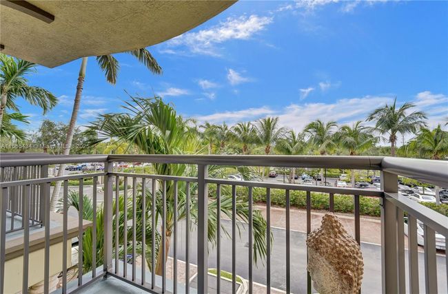 APT-104 - 2601 14 Th Ave, Condo with 2 bedrooms, 3 bathrooms and null parking in Wilton Manors FL | Image 46