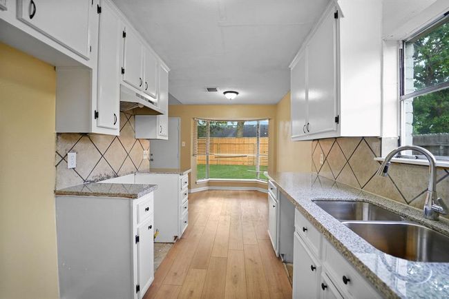 7015 Grackle Dr, House other with 3 bedrooms, 2 bathrooms and 2 parking in Cypress TX | Image 7