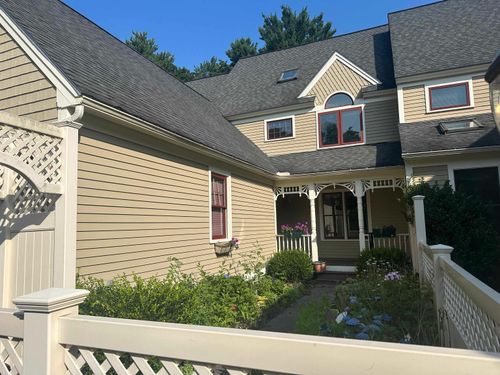 unit-14-579 Sagamore Ave, Portsmouth, NH, 03801-5567 | Card Image