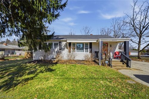 3905 Kent Rd, Stow, OH, 44224-4226 | Card Image