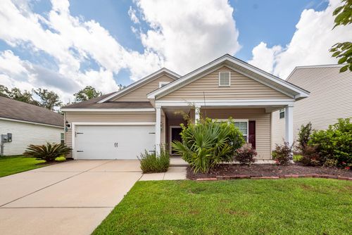 226 Pavilion St, Summerville, SC, 29483-8411 | Card Image