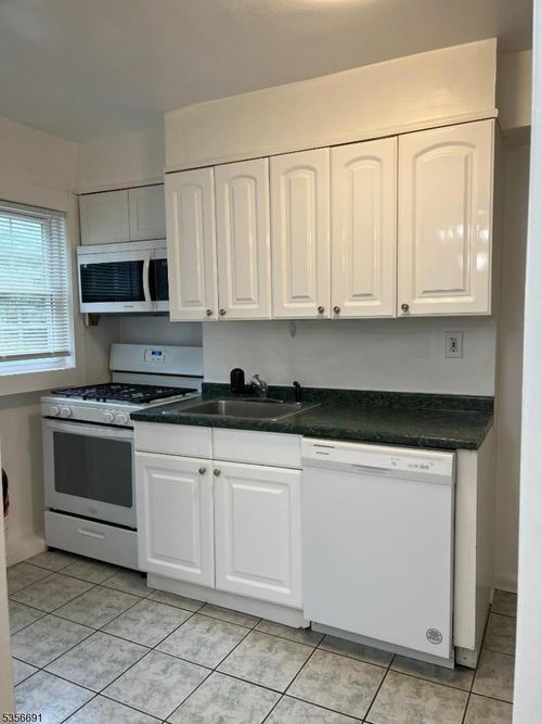 apt-9-212 S Orange Ave, South Orange, NJ, 07079-2217 | Card Image