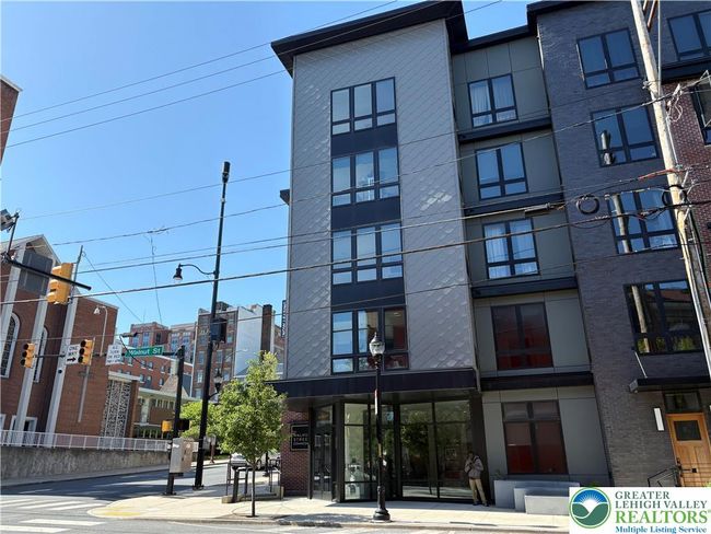 Walnut Street Commons (new building) across the street | Image 37