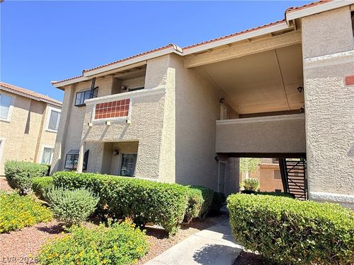 2033-7200 Pirates Cove Rd, Las Vegas, NV, 89145-4268 | Card Image