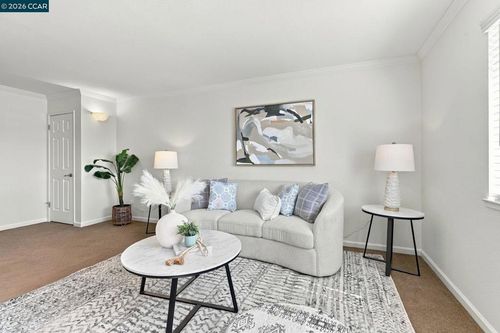396-440 Bollinger Canyon Ln, San Ramon, CA, 94582-9024 | Card Image