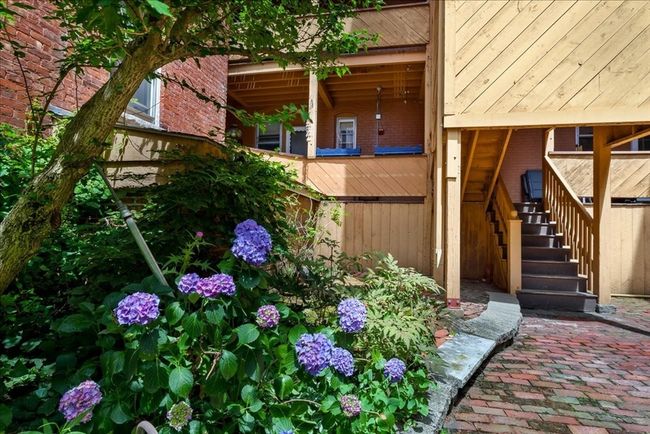 APT-6 - 6 Chatham Pl, Condo with 2 bedrooms, 1 bathrooms and 1 parking in Worcester MA | Image 27