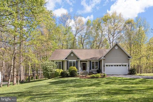 11113 Piney Forest Rd, BUMPASS, VA, 23024-9336 | Card Image
