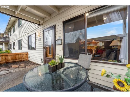 12065 Sw King Arthur St, King City, OR, 97224-2505 | Card Image