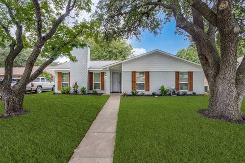 2229 Pueblo Dr, Garland, TX, 75040-4328 | Card Image