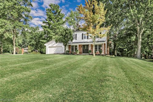 32705 Arthur Rd, Solon, OH, 44139-4506 | Card Image