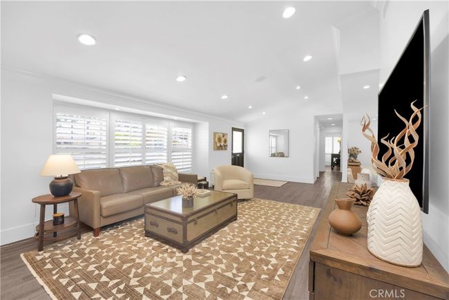 3181 Druid Ln, House other with 3 bedrooms, 2 bathrooms and 2 parking in Rossmoor CA | Image 9