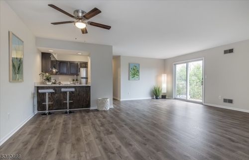 317-317 Ringwood Ave, Pompton Lakes, NJ, 07442-2038 | Card Image