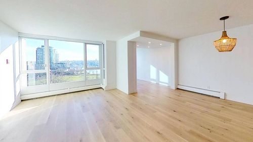 8xx-1338 Homer Street, Vancouver, BC, V6B6A7 | Card Image