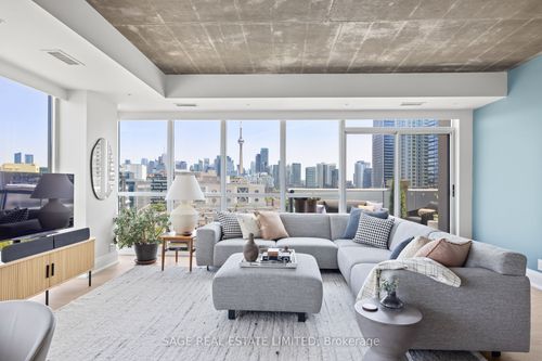 912-1 Shaw St, Toronto, ON, M6K0A1 | Card Image
