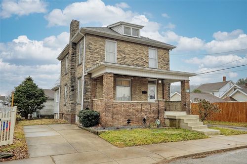 719 35th St, Beaver Falls, PA, 15010-3547 | Card Image
