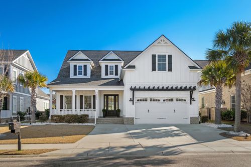 5243 Mount Pleasant Dr, Myrtle Beach, SC, 29579-8529 | Card Image