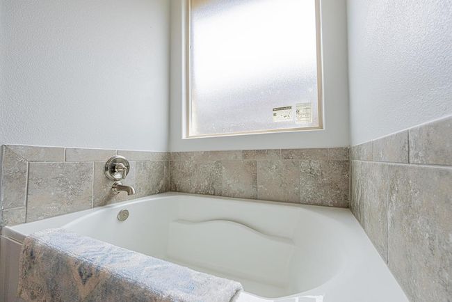 7009 Mcpherson Ln, House other with 3 bedrooms, 2 bathrooms and 2 parking in Midland TX | Image 72
