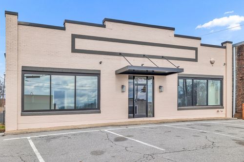 319 E Main St, Lebanon, TN, 37087-2827 | Card Image