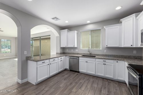 1059 S Reber Avenue, Gilbert, AZ, 85296 | Card Image