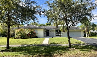 15710 Sw 87th Ave, House other with 3 bedrooms, 2 bathrooms and null parking in Palmetto Bay FL | Image 1