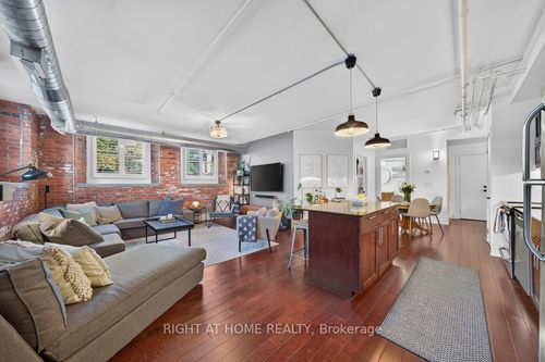 103-200 Stinson St, Hamilton, ON, L8N4J5 | Card Image