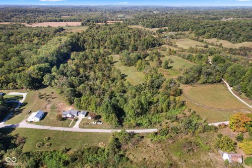 1832 S Walnut Grove Rd, Bloomfield, IN, 47424-5737 | Card Image