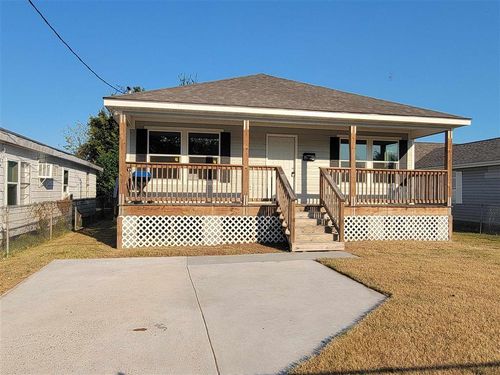 512 Lebato St, Lake Charles, LA, 70601-2677 | Card Image